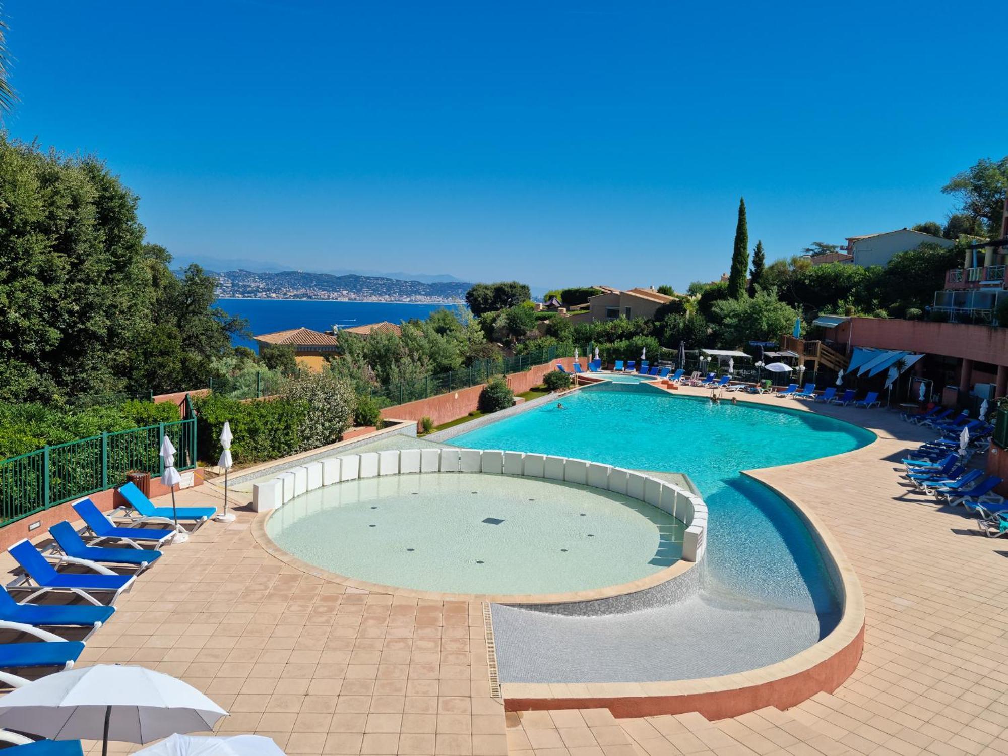 Magnifique Vue Mer Et Piscine - Les Cles De L Esterel Théoule-sur-Mer Dış mekan fotoğraf